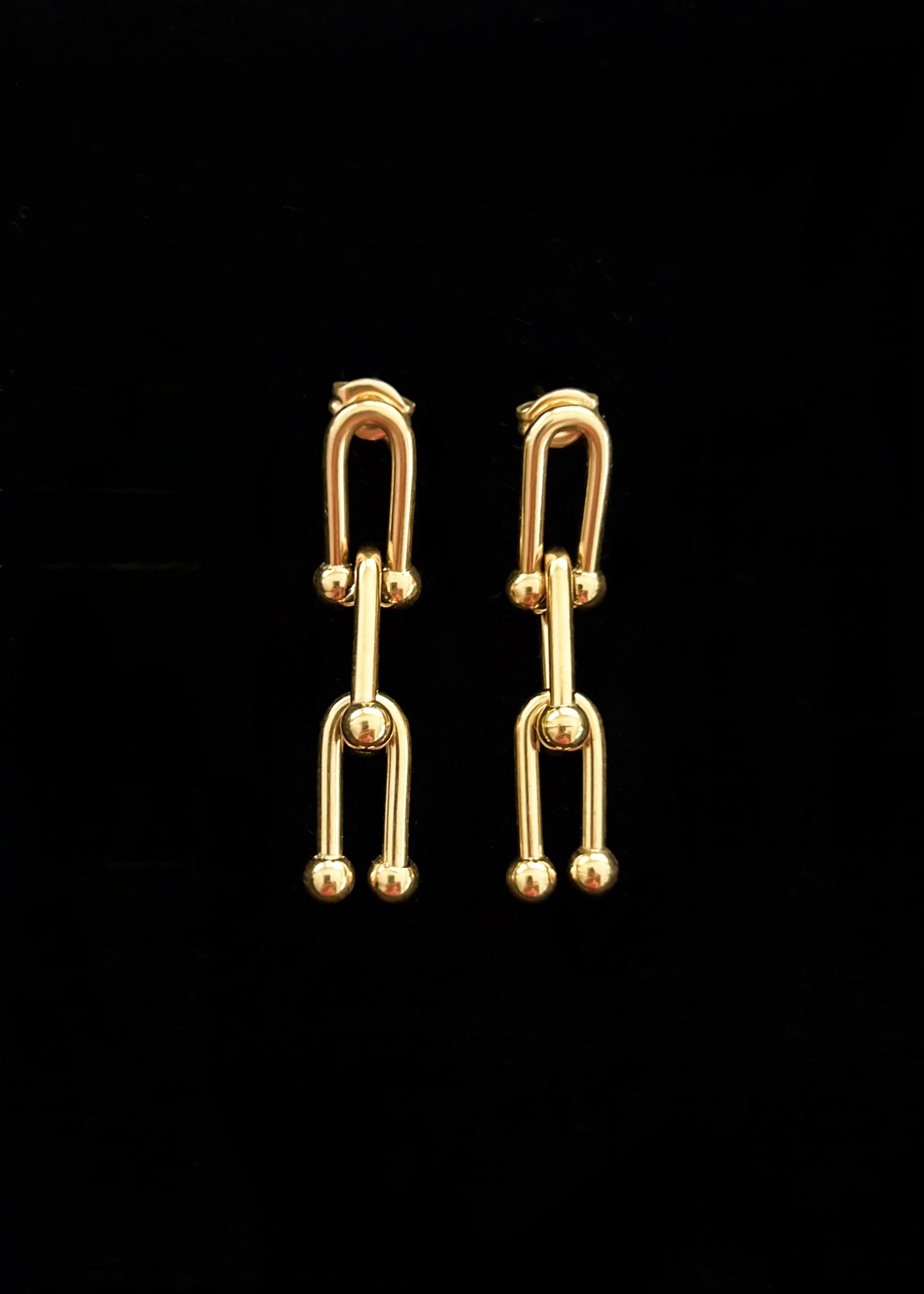 A Tone Link Earrings